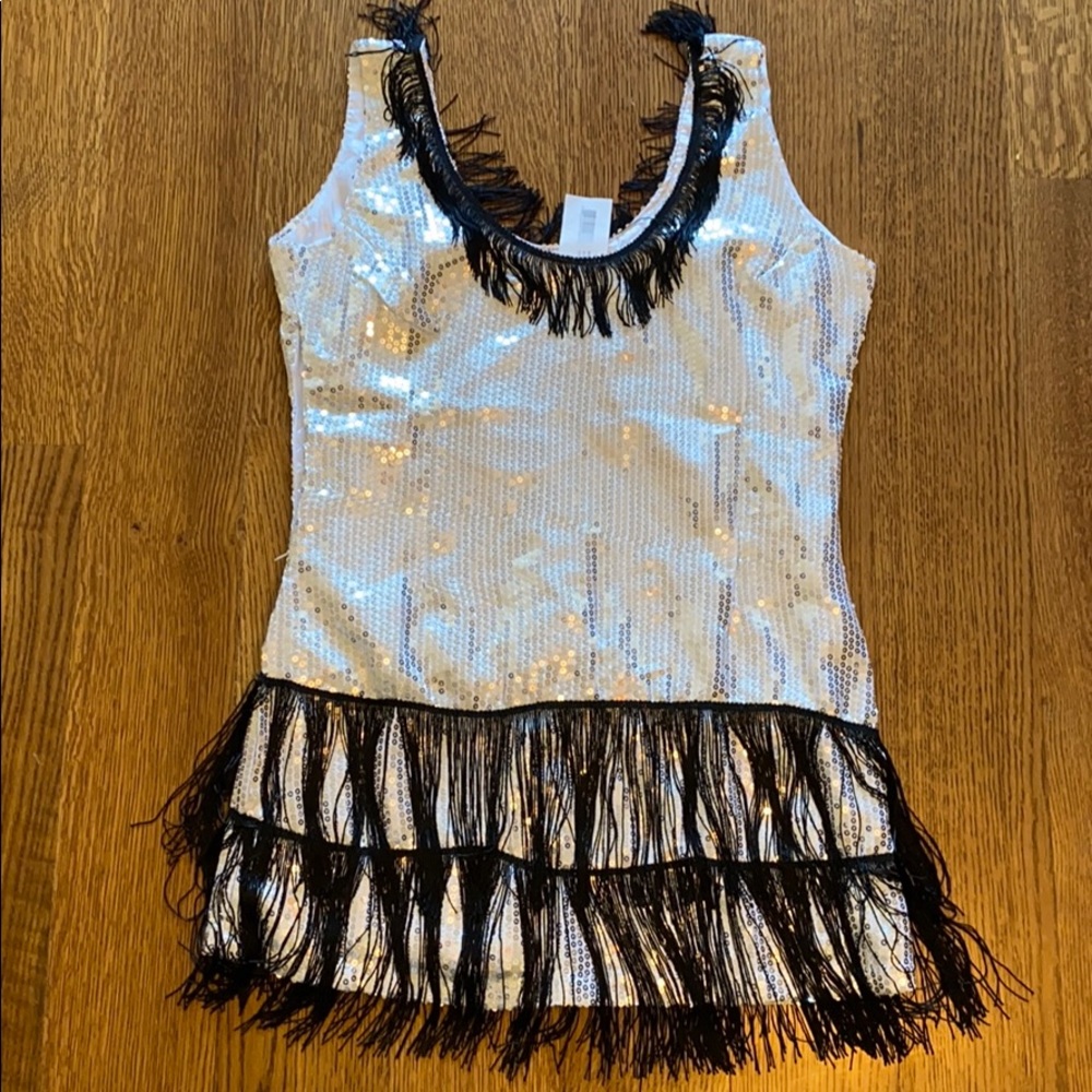 Size medium flapper dress with silver sequins NWOT